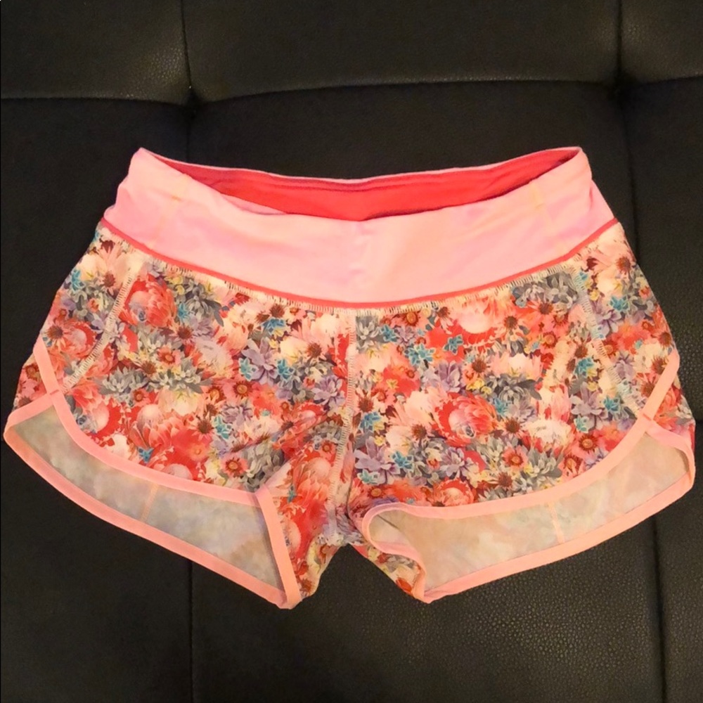 Lululemon Flower Shorts 🌸